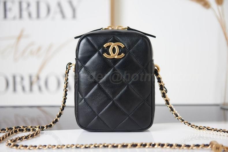 Chanel Handbags 688